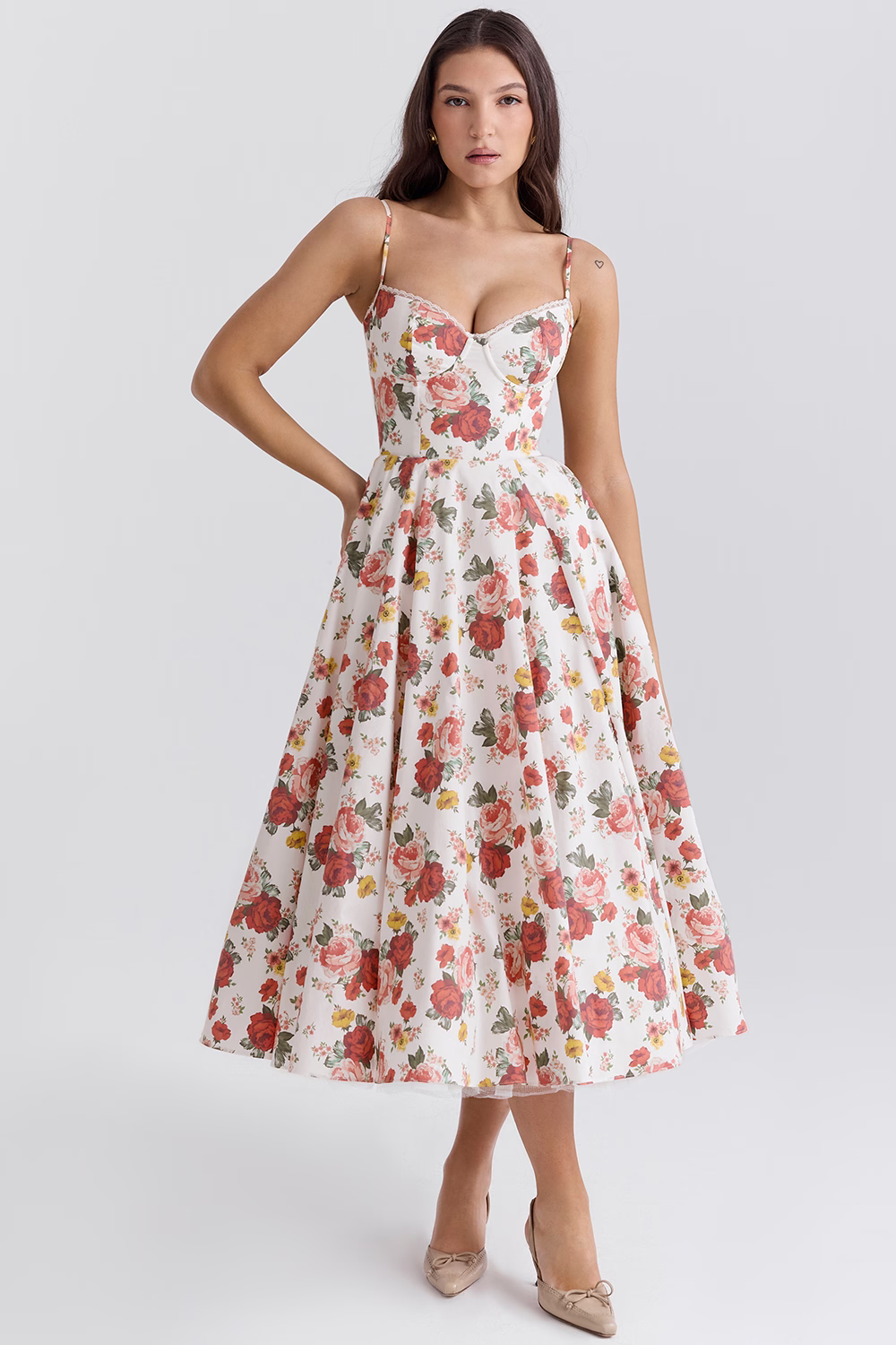 Chic Slimming Dress for Women