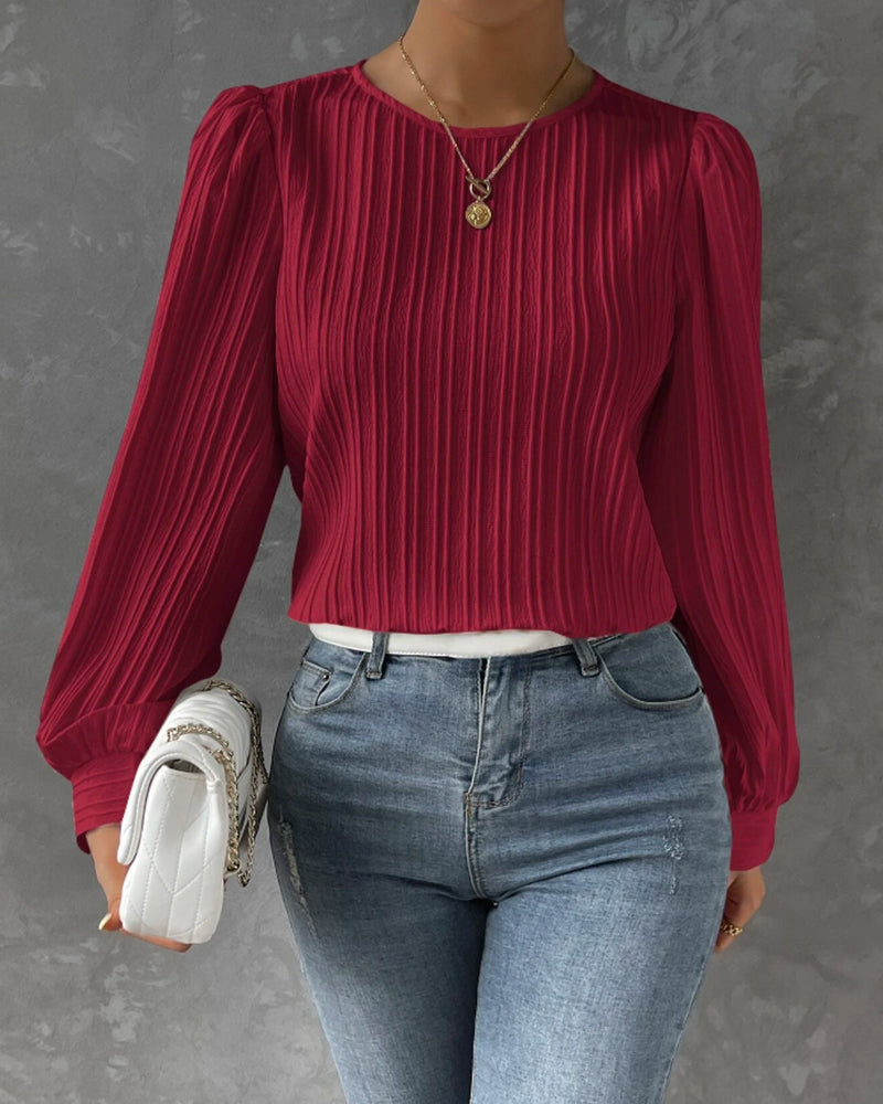 Chic Round Neck Tee