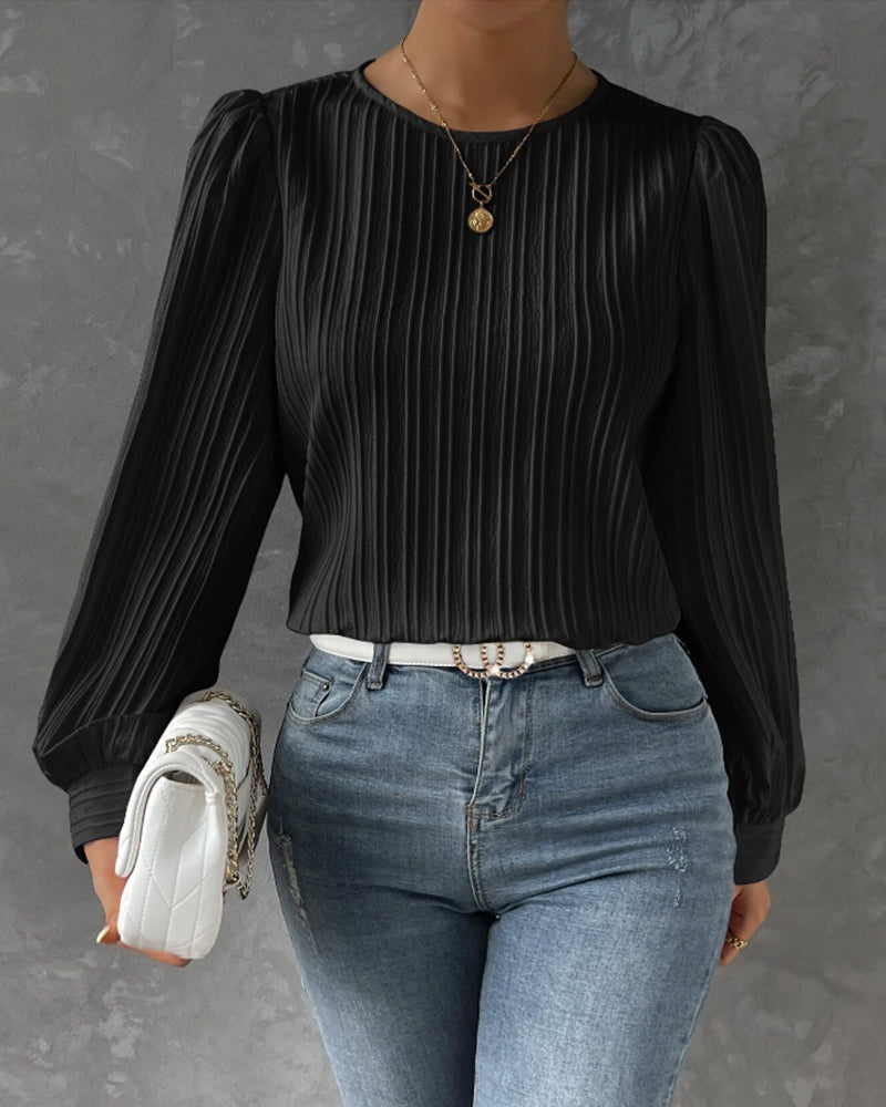 Chic Round Neck Tee