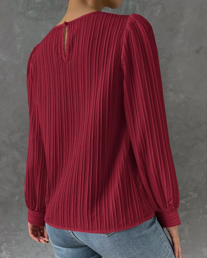 Chic Round Neck Tee