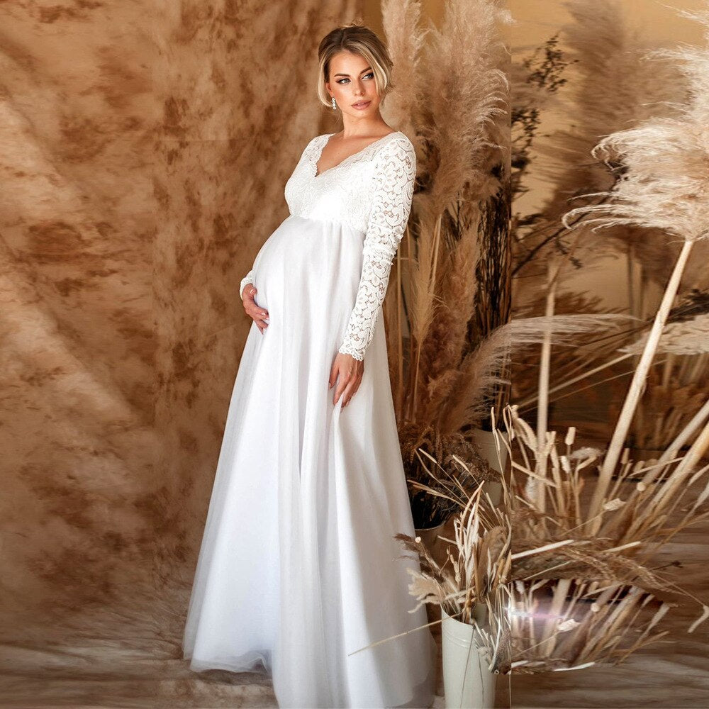 Chic Lace Maxi Dress for Expecting Mothers