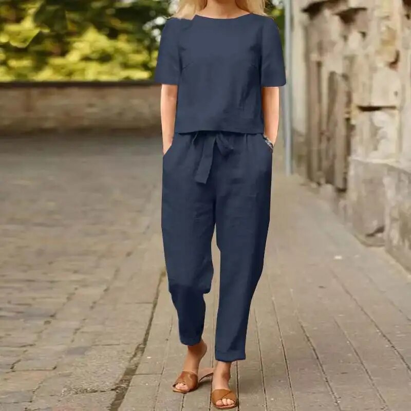 Stylish and Cozy Spring/Summer Outfit
