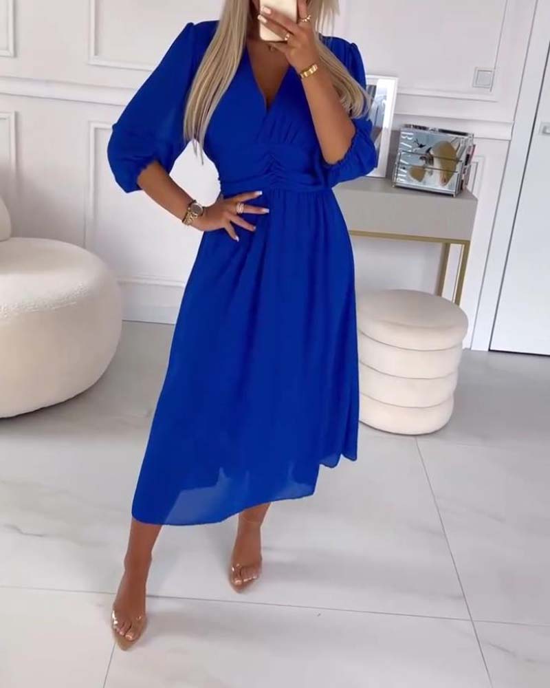 Heart-Shaped Neckline Solid Color Dress