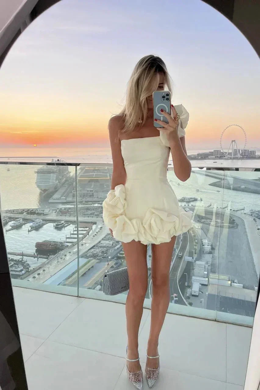 Erica - Chic Floral Mini Dress