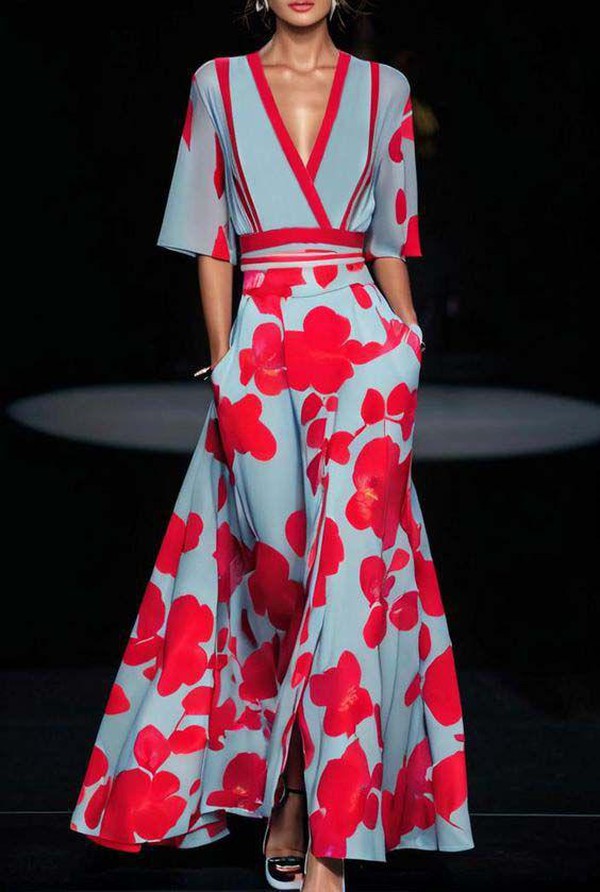 Klara - Sophisticated Long-Sleeve Gown