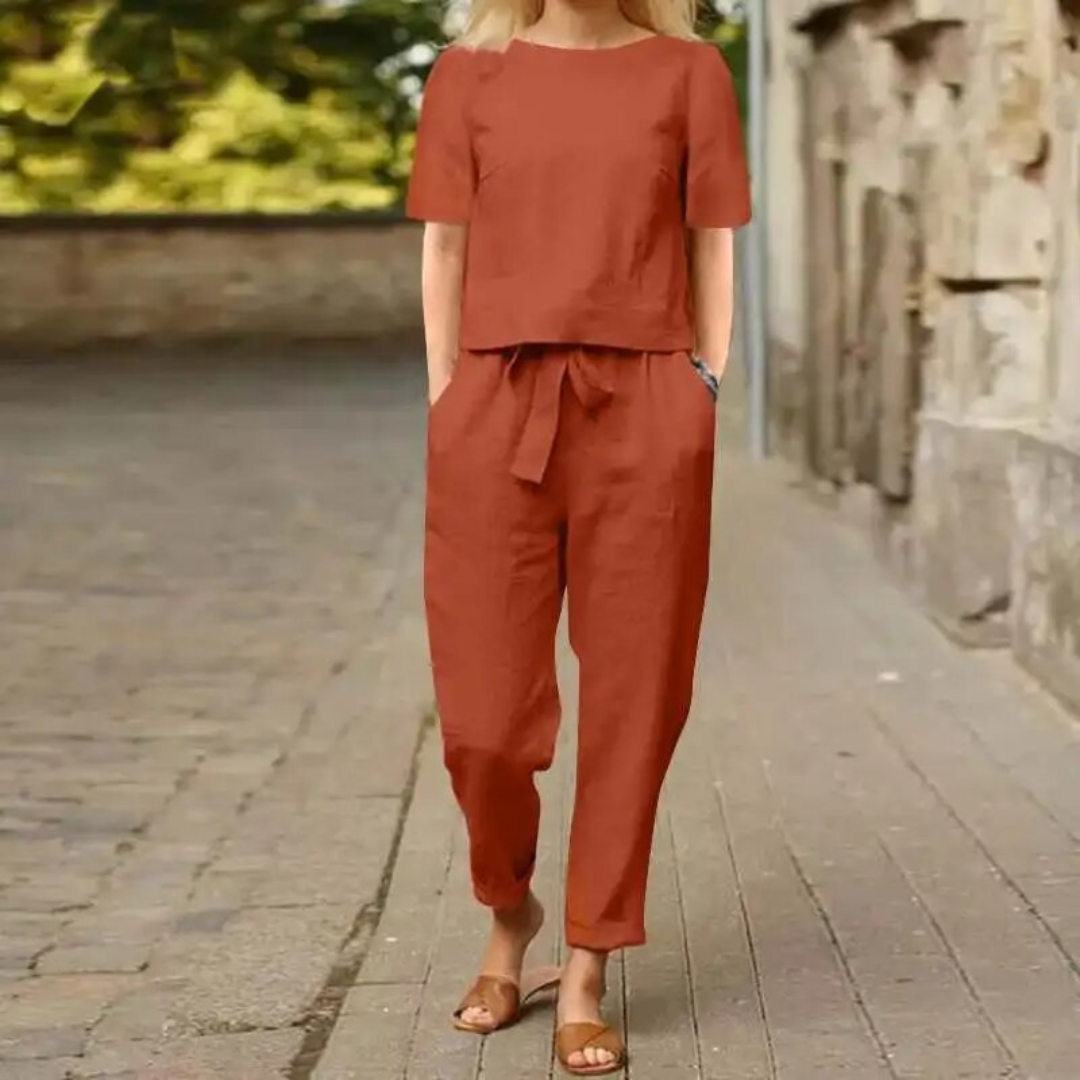 Stylish and Cozy Spring/Summer Outfit