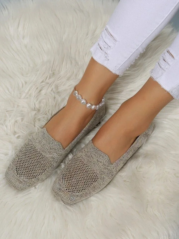 Olivia - Women's Classic Round-Toe Ballet Flats