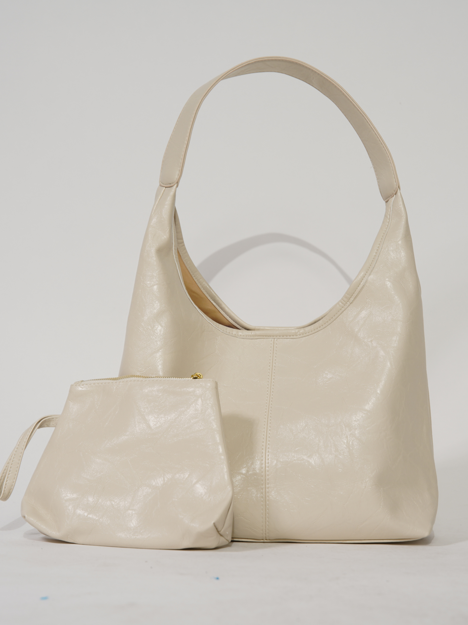 Vintage-Inspired Distressed Leather Tote Bag