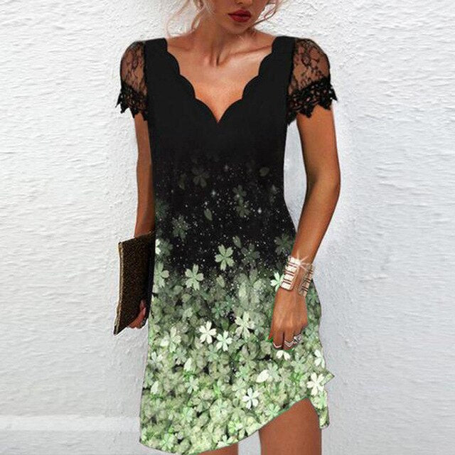 Chic Dress Featuring Stunning Details