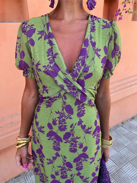 Erin - Chic Midi Dress