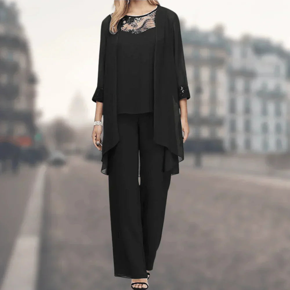 Kyma - Chic Women's Three-Piece Suit