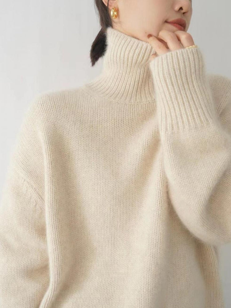 Chic Women's Turtleneck Knit Pullover