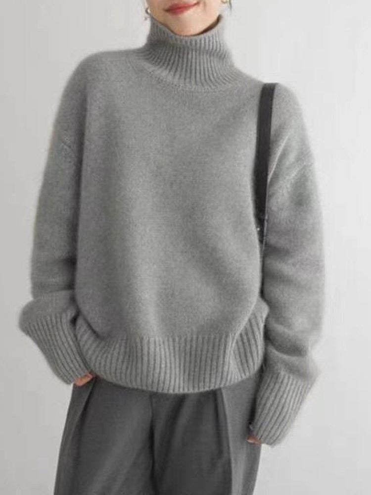 Chic Women's Turtleneck Knit Pullover