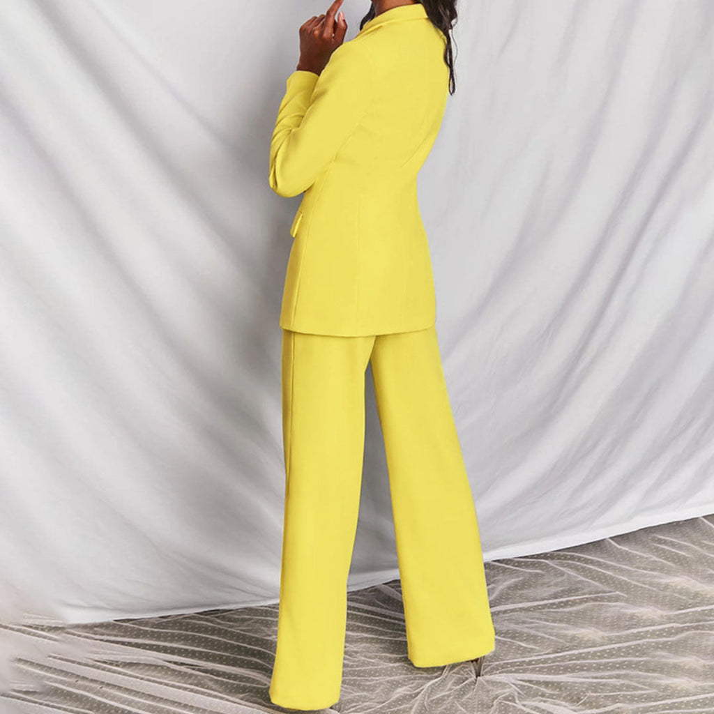 Hayley - Stylish Women's Two-Piece Blazer and Trousers Set