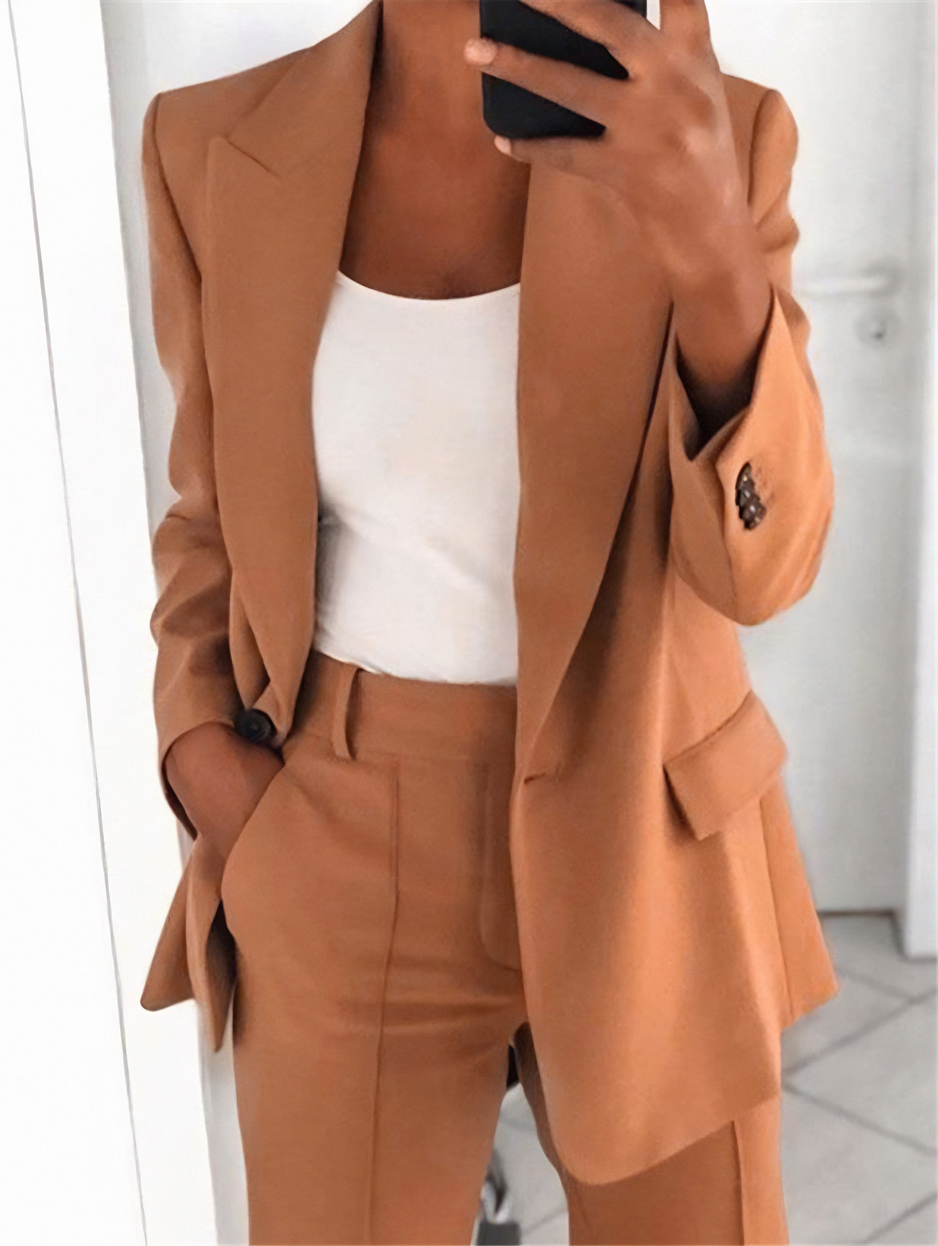 Relaxed Fit Women's Comfort Suit
