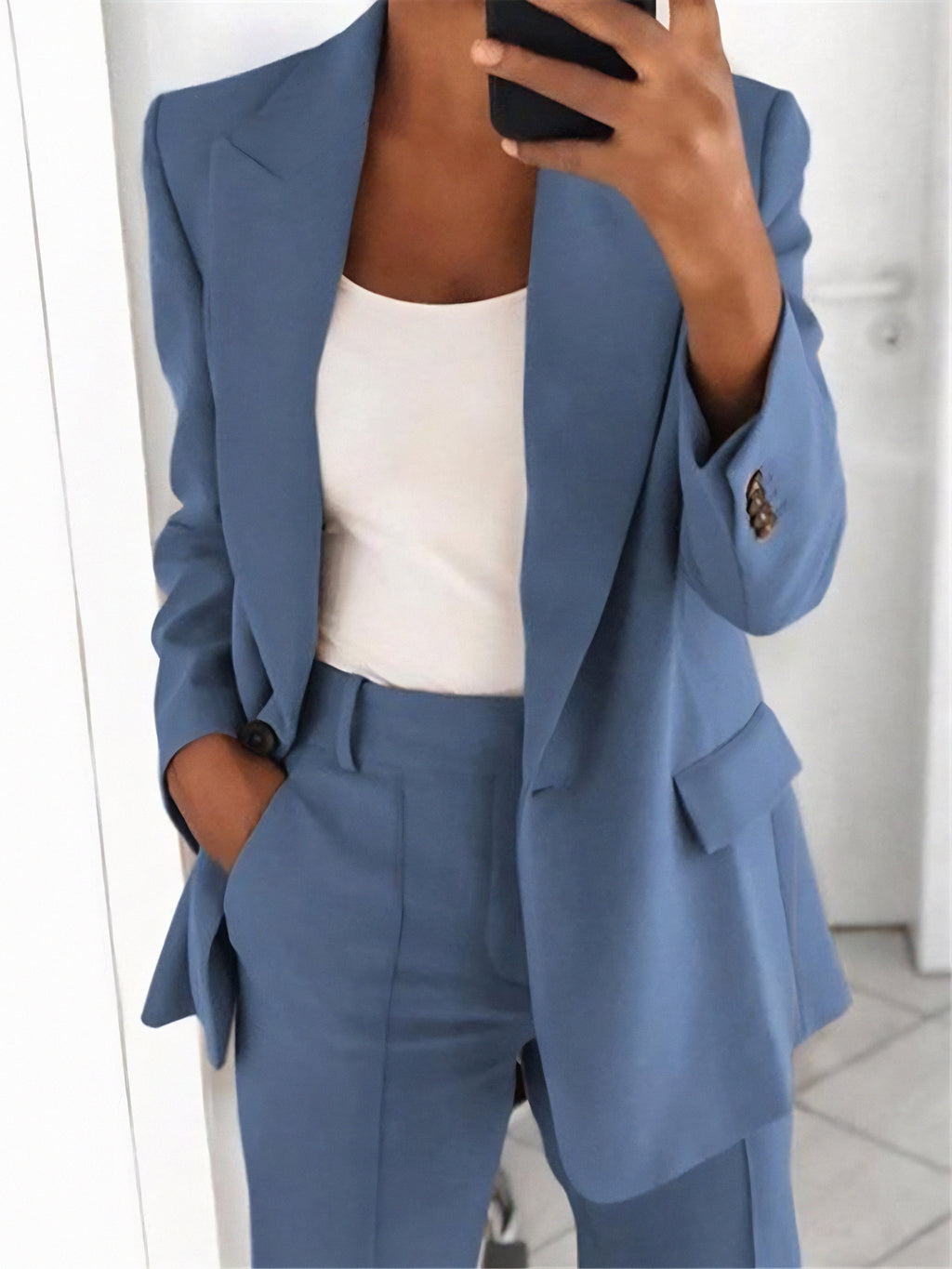 Relaxed Fit Women's Comfort Suit