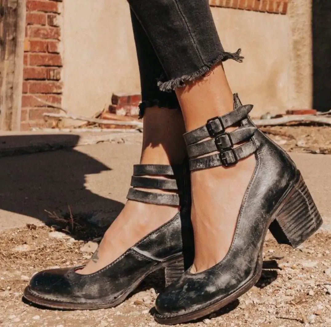 Aniek - Retro Chic Heels