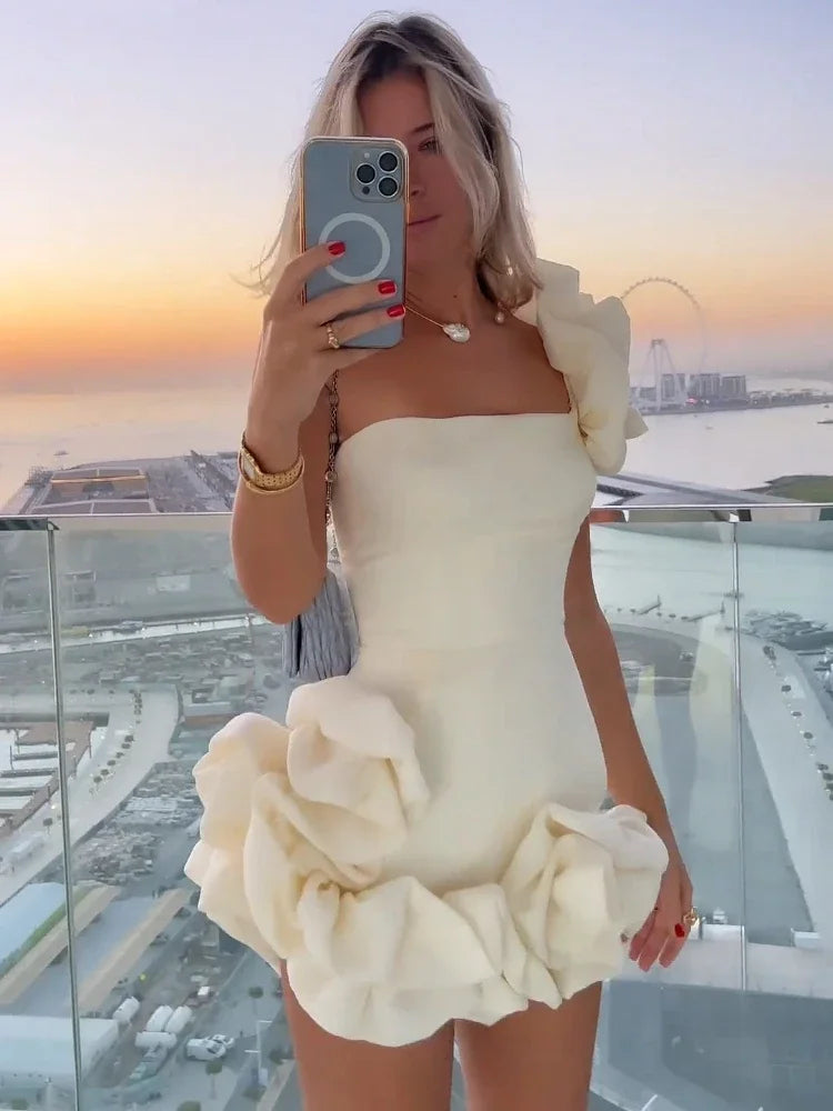 Erica - Chic Floral Mini Dress